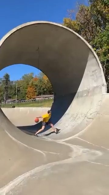 vid 4 1776783701 818 — video thumbnail