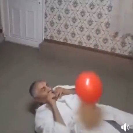 vid 4 1778784393 872 — video thumbnail